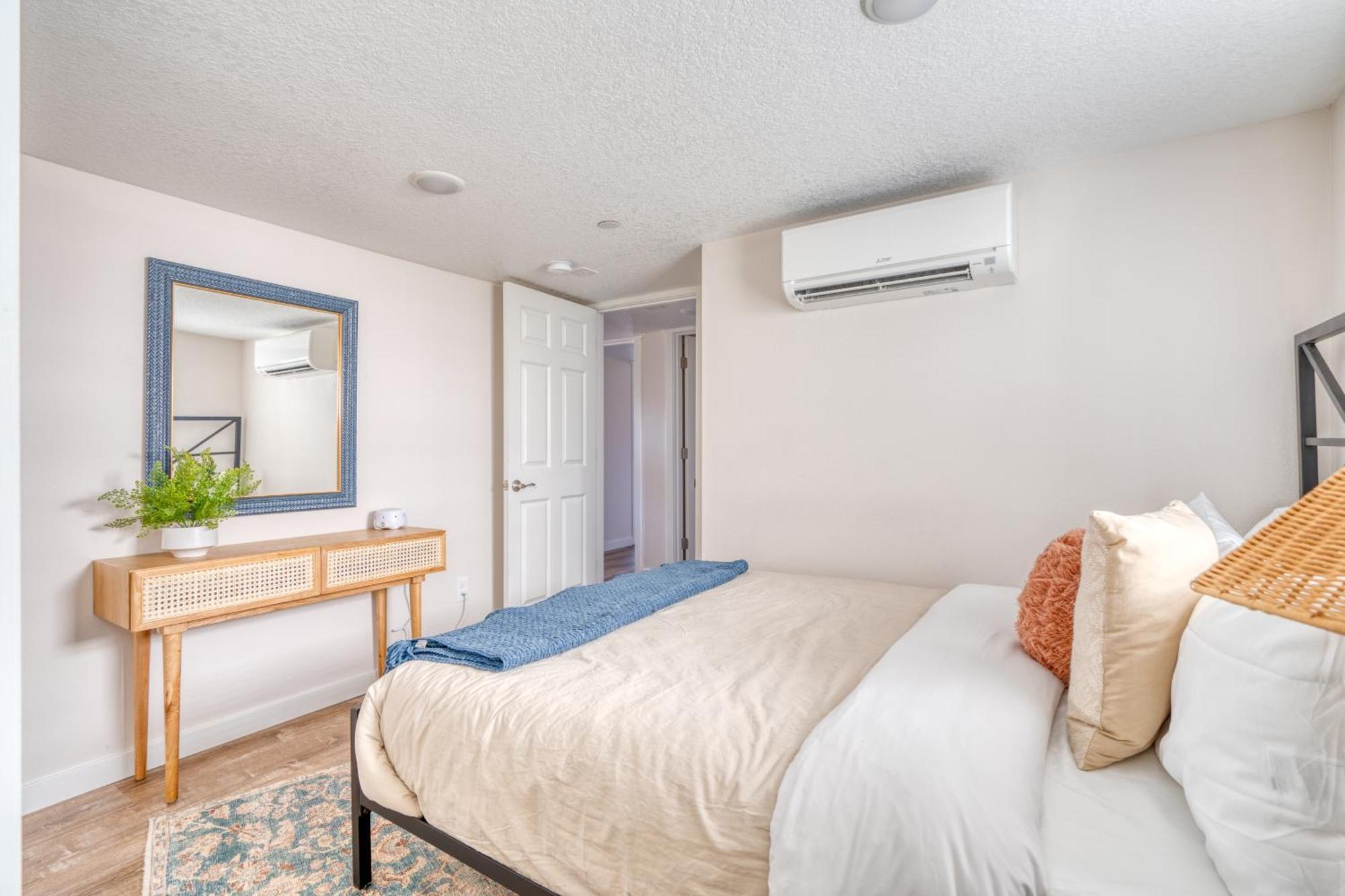 Holiday home - Private Group Getaway, Sleeps 12