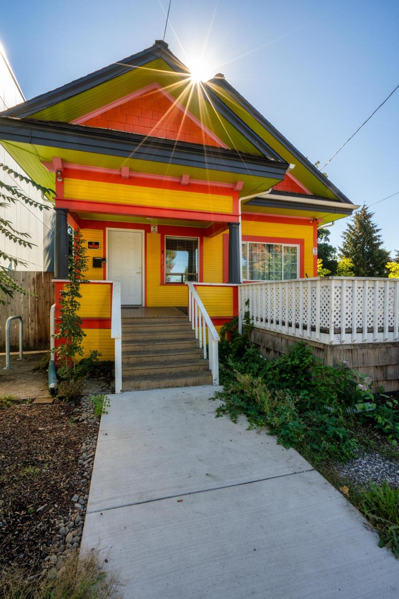 - Private Group Getaway, Sleeps 12
