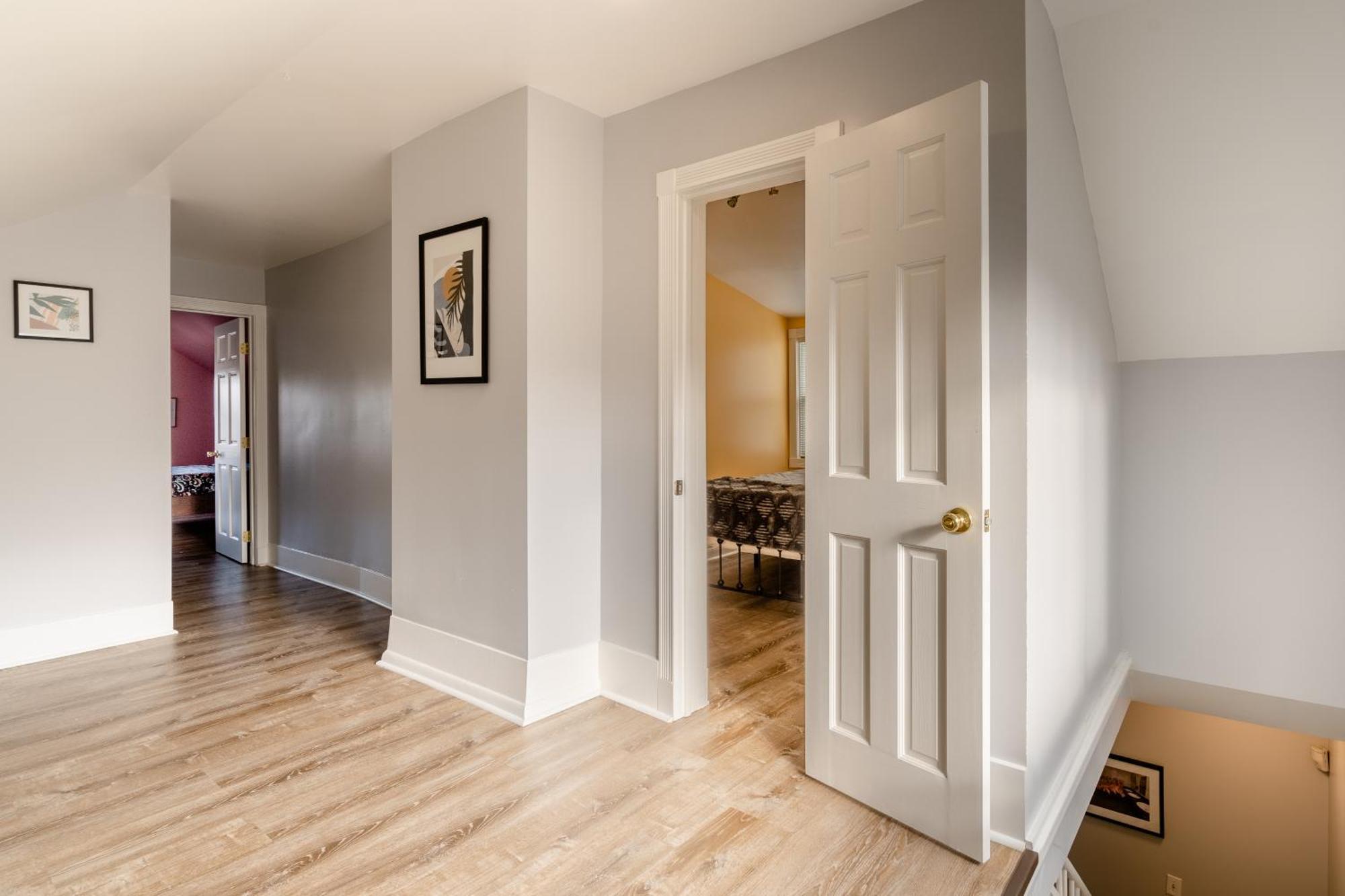 - Private Group Getaway, Sleeps 12 *