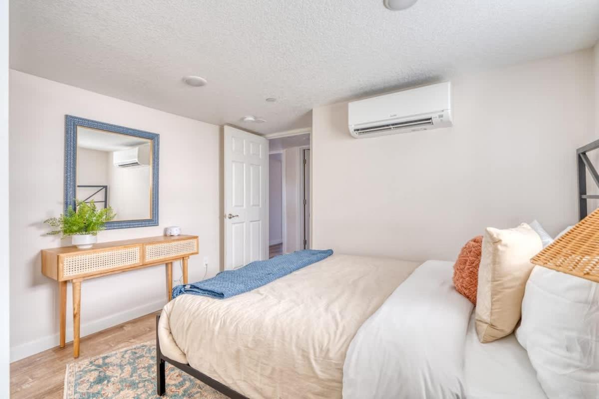 Holiday home - Private Group Getaway, Sleeps 12