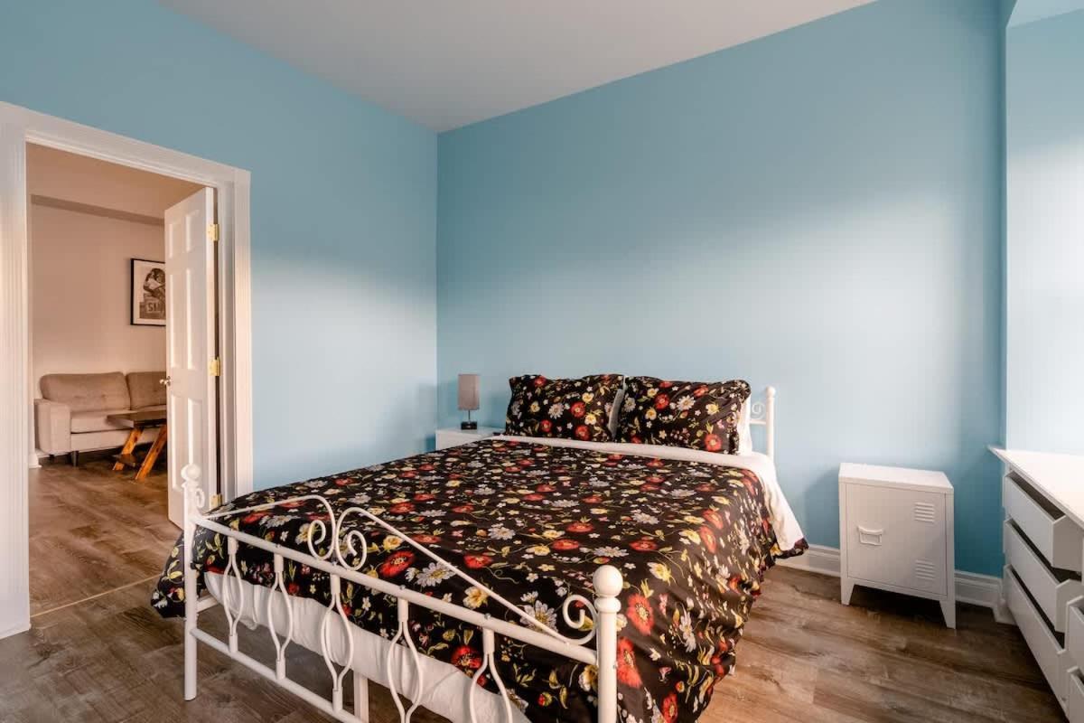 - Private Group Getaway, Sleeps 12 Holiday home Portland