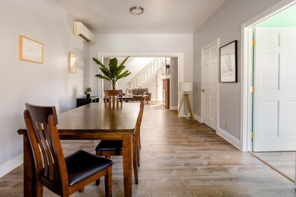 Holiday home - Private Group Getaway, Sleeps 12