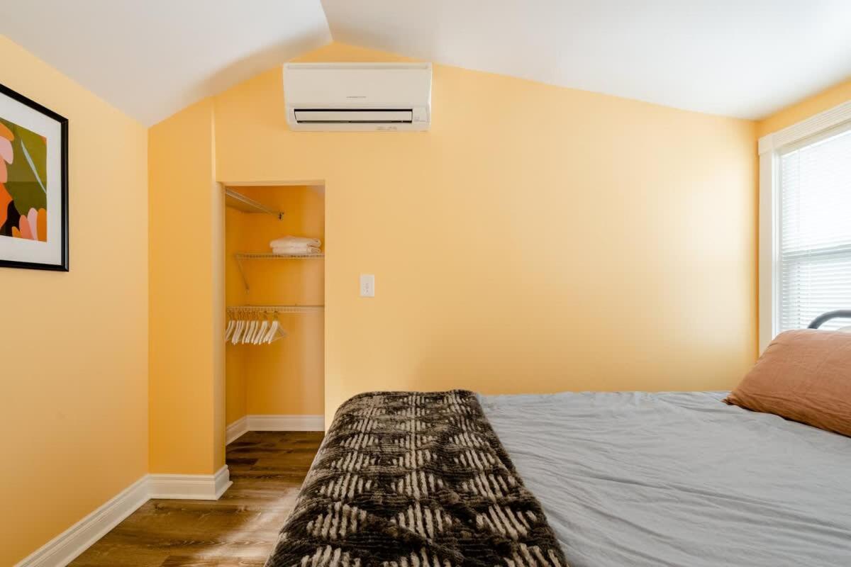 Holiday home - Private Group Getaway, Sleeps 12 *