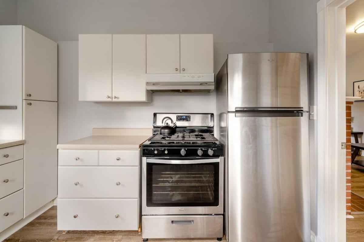 - Private Group Getaway, Sleeps 12 * Portland